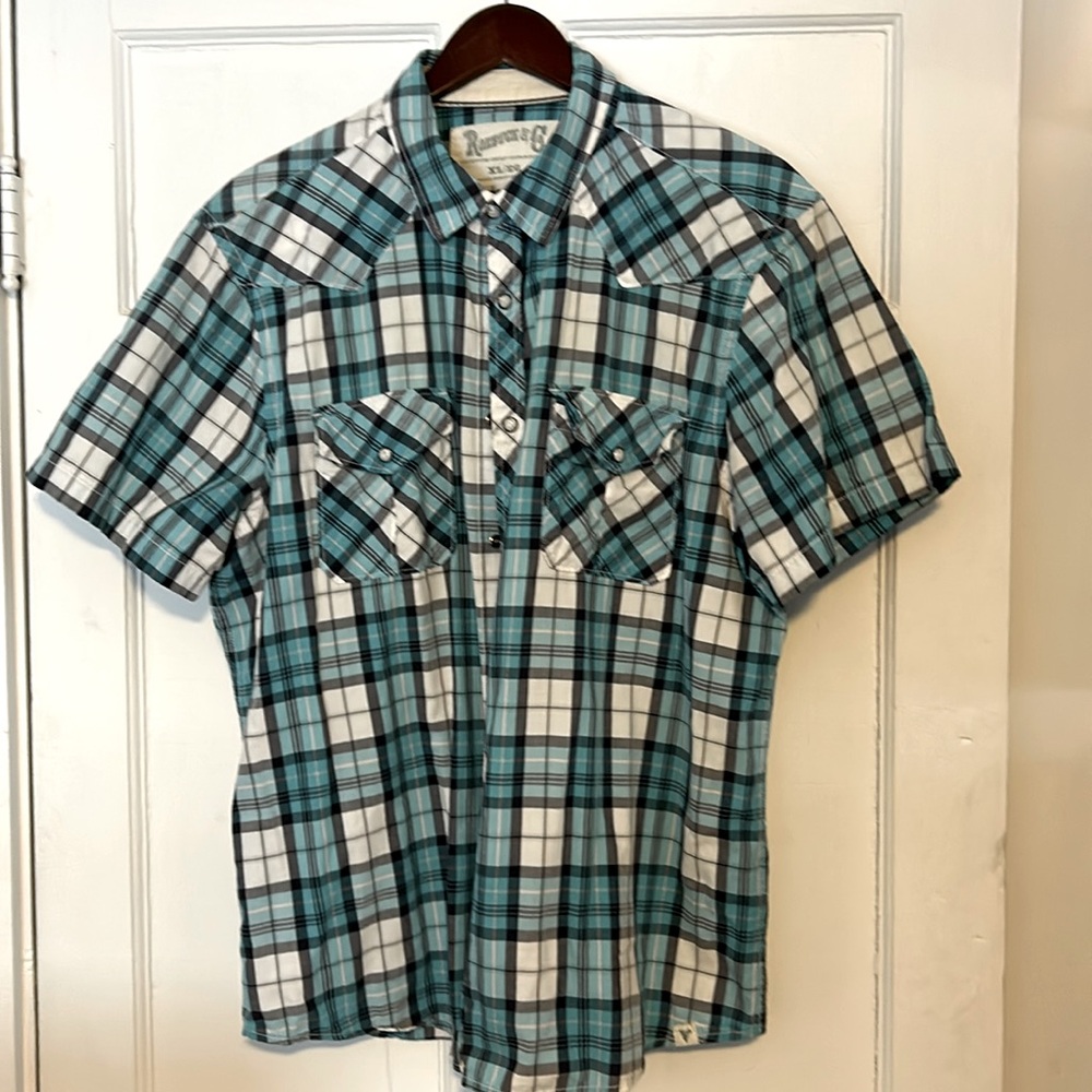 Roebuck & Co men’s short sleeve western style shirt. Blue plaid. Size XL.